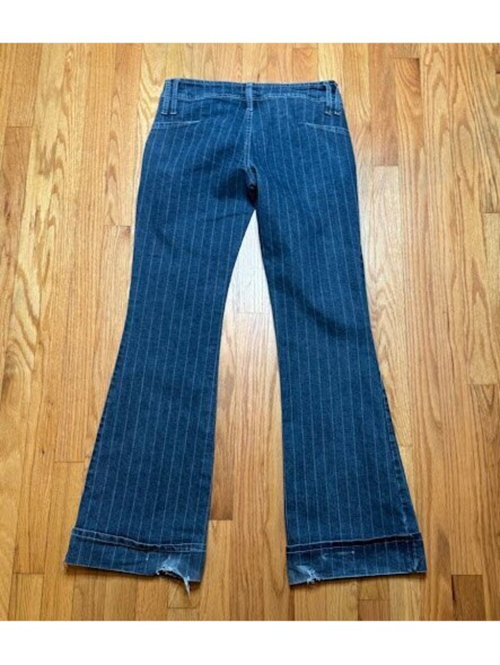 Bebe Y2K Low Rise Pinstripe Flare Jeans Sz 29 Vintage - Picture 2 of 8
